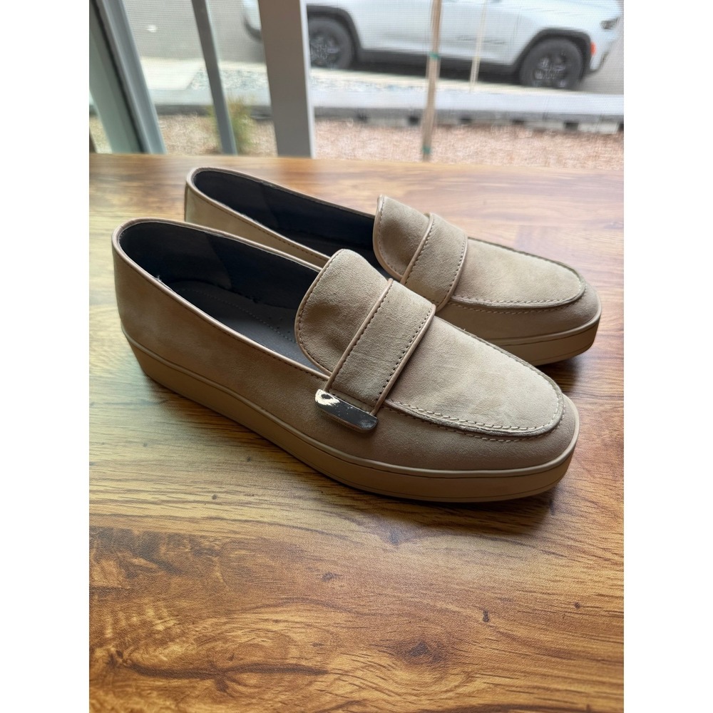 Donald Pliner Women's Beige Tamara Suede Platform Penny Loafers Sz 7.5